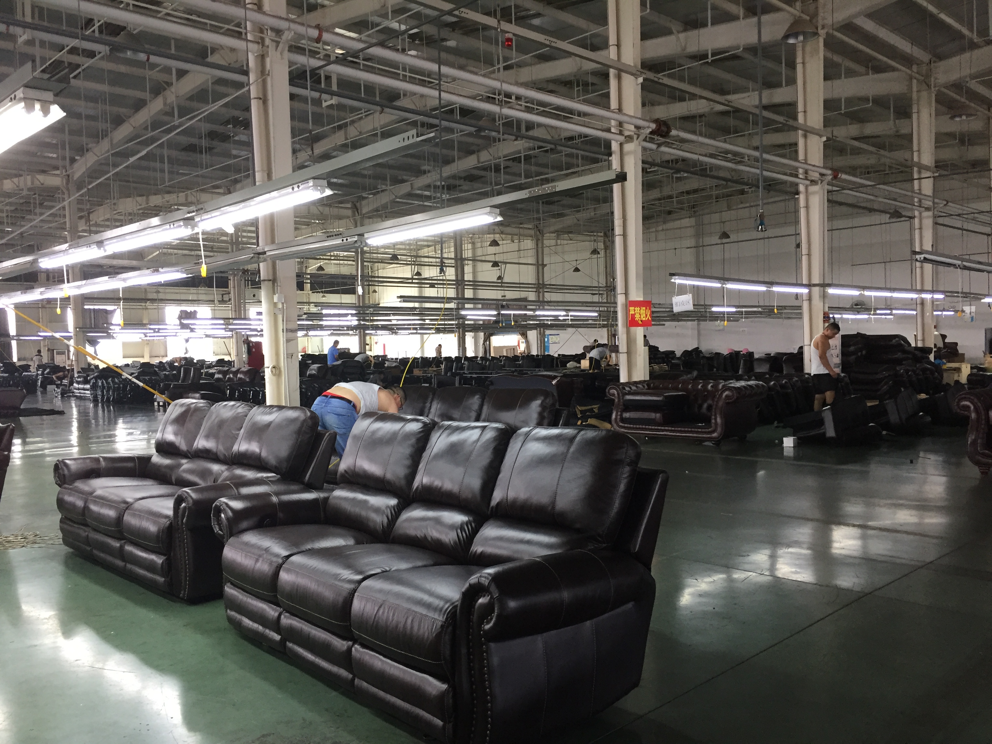 源木智造 以“外貿(mào)家具倉儲超市”模式，重塑家具銷售新生態(tài)